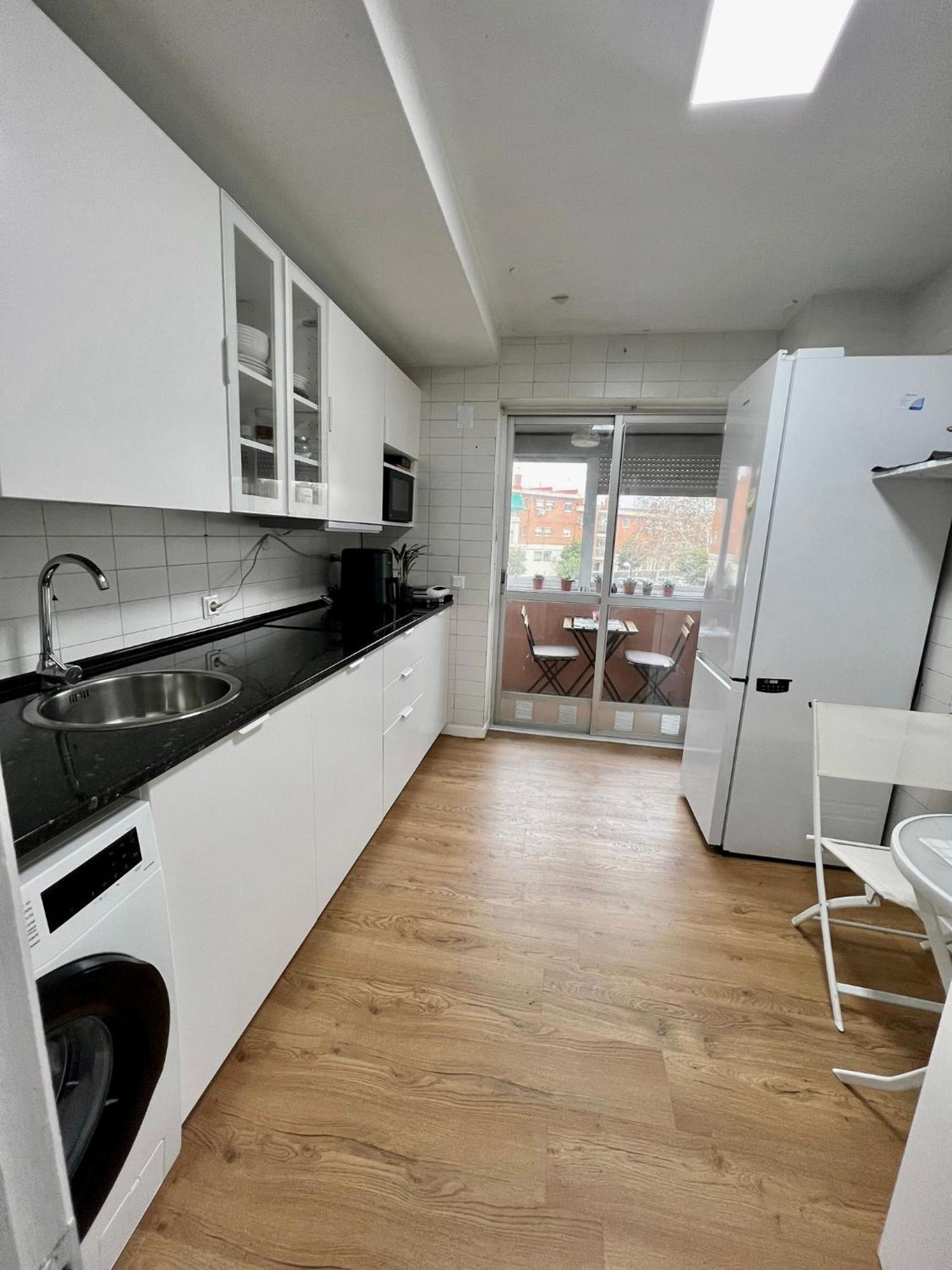 Habitacion En Madrid Exterior foto